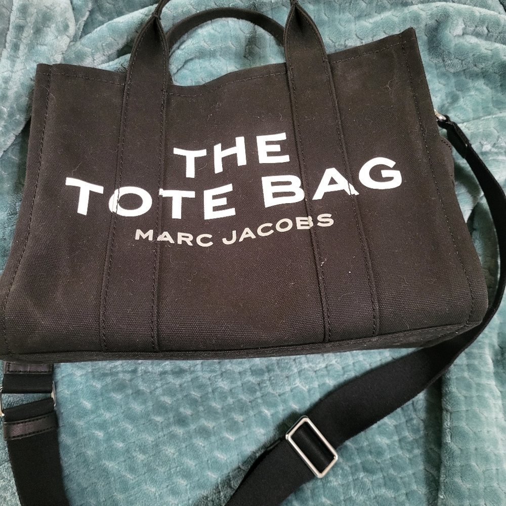 Marc Jacobs The Tote Bag